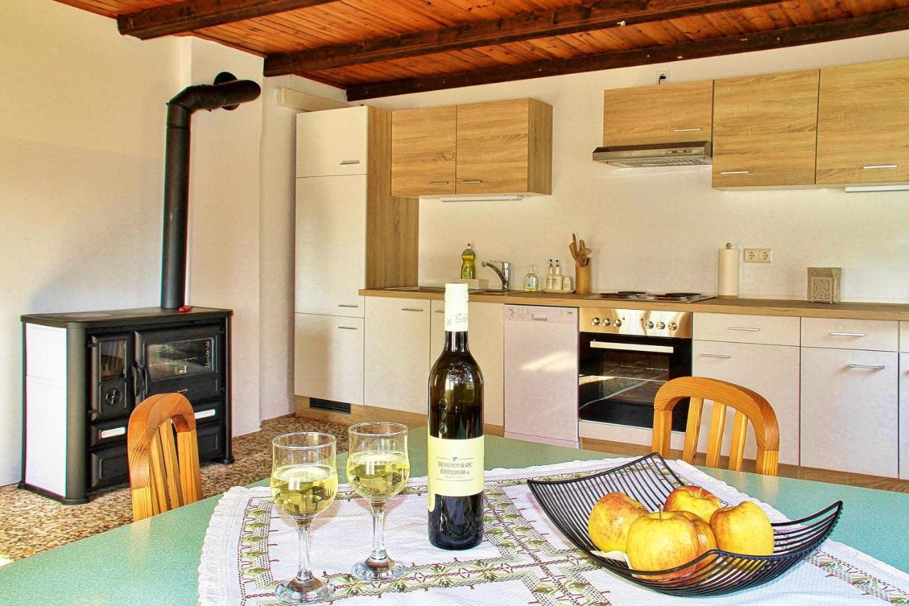 Possath Apartment